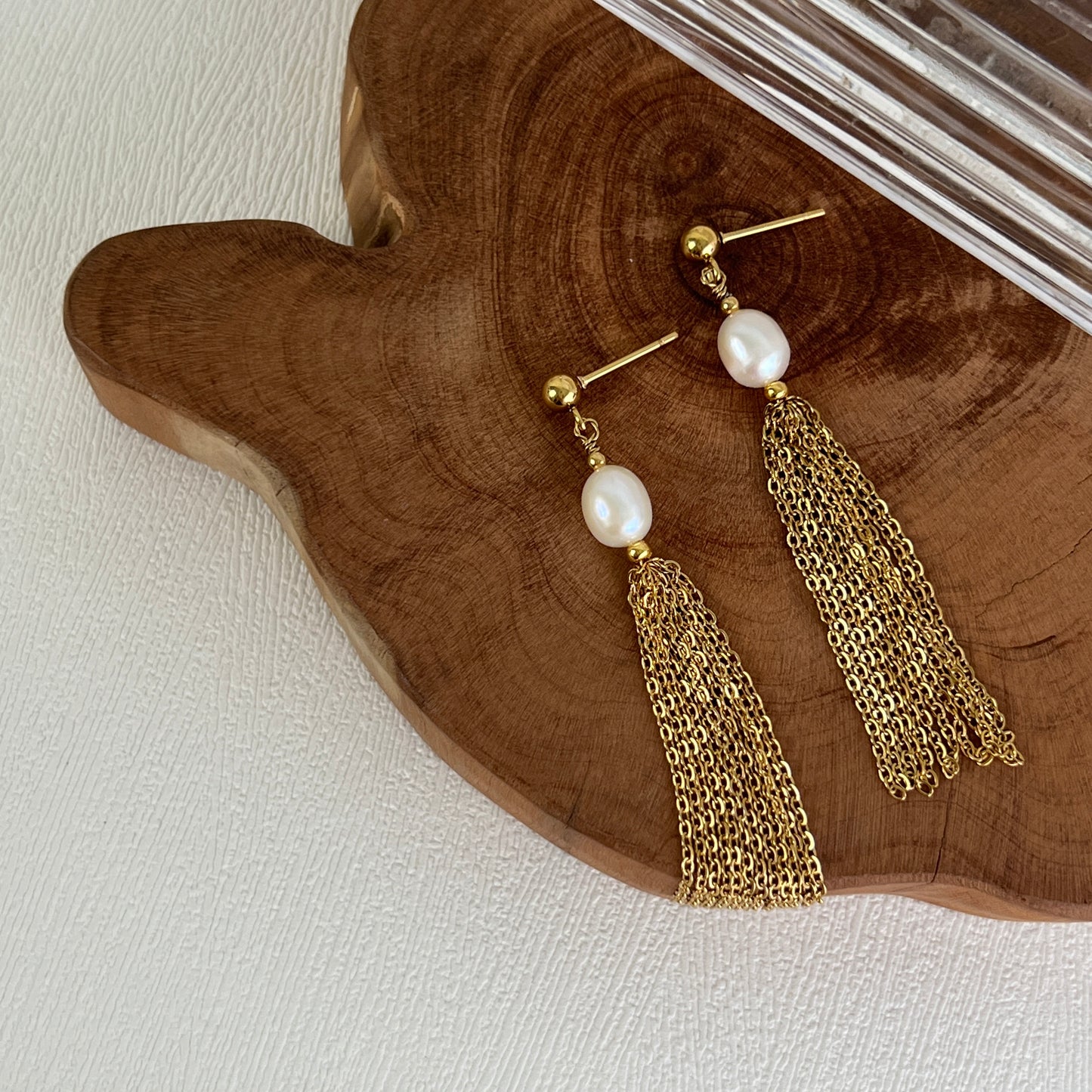 OW_Amelia Strand Drop Earrings